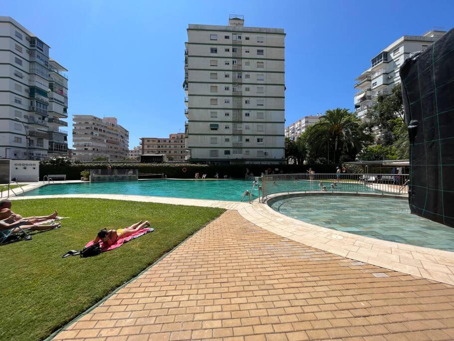 טורה דל מאר Apartamento Ginebra מראה חיצוני תמונה