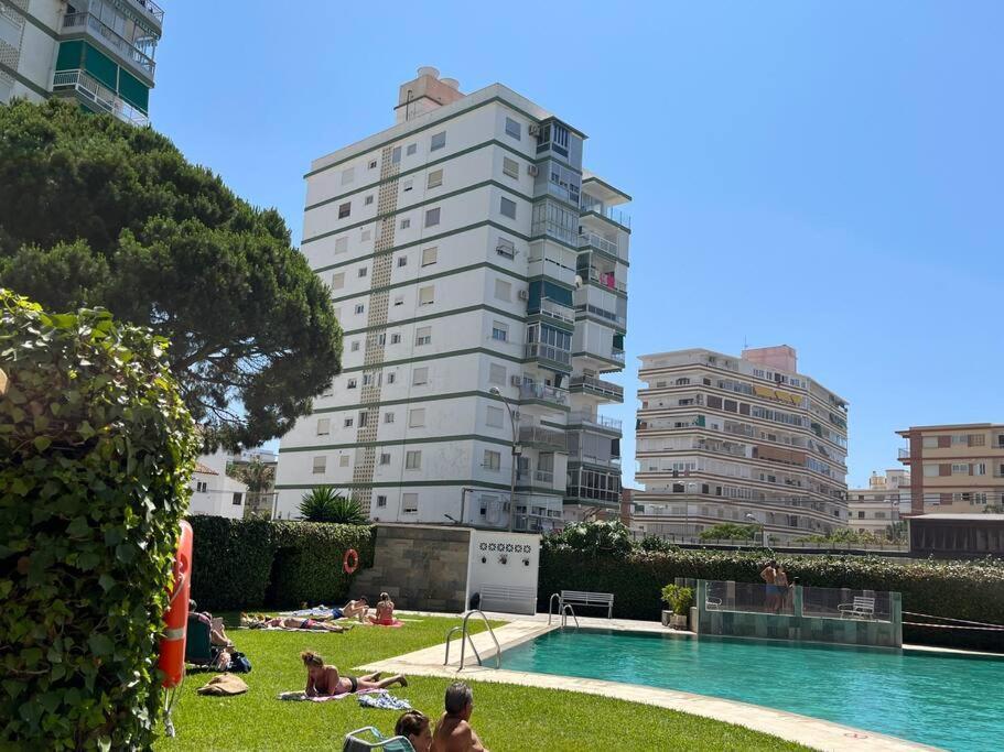 טורה דל מאר Apartamento Ginebra מראה חיצוני תמונה
